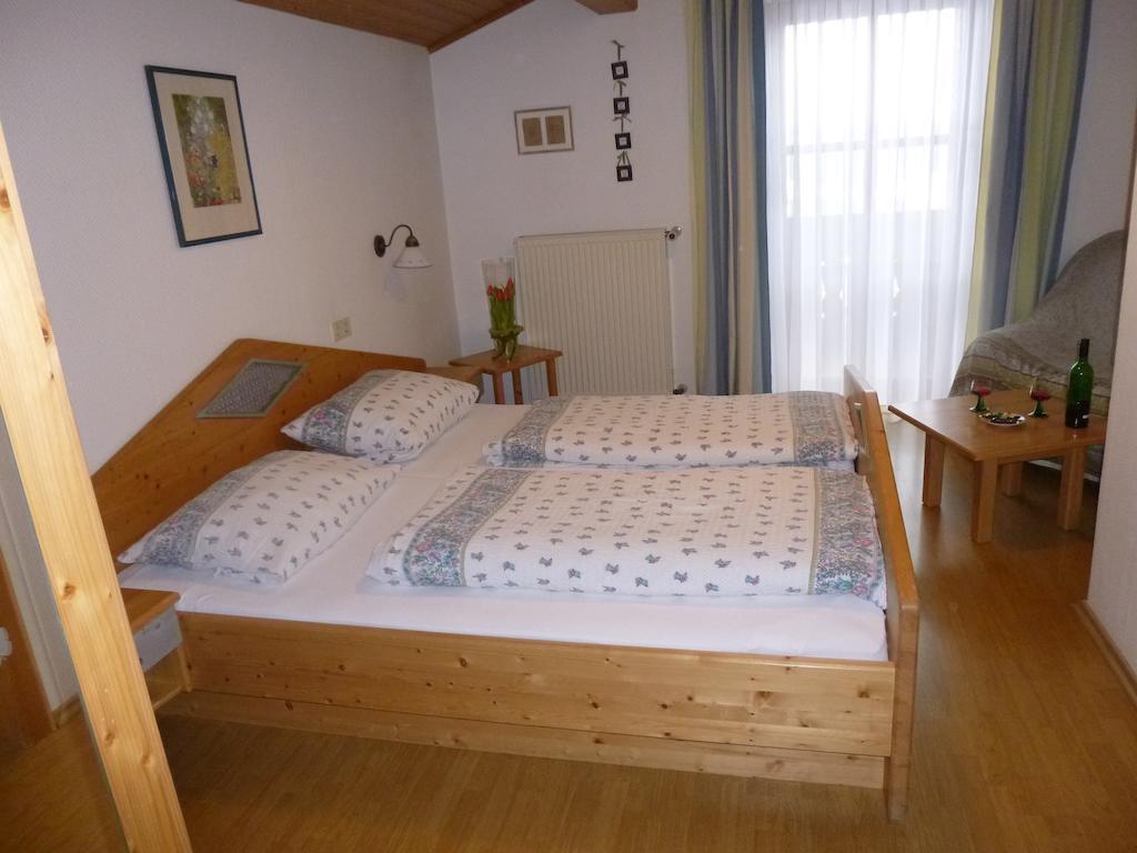 Gastehaus Fischer Hotel Eschlkam Quarto foto